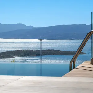 About Majestic View Villas